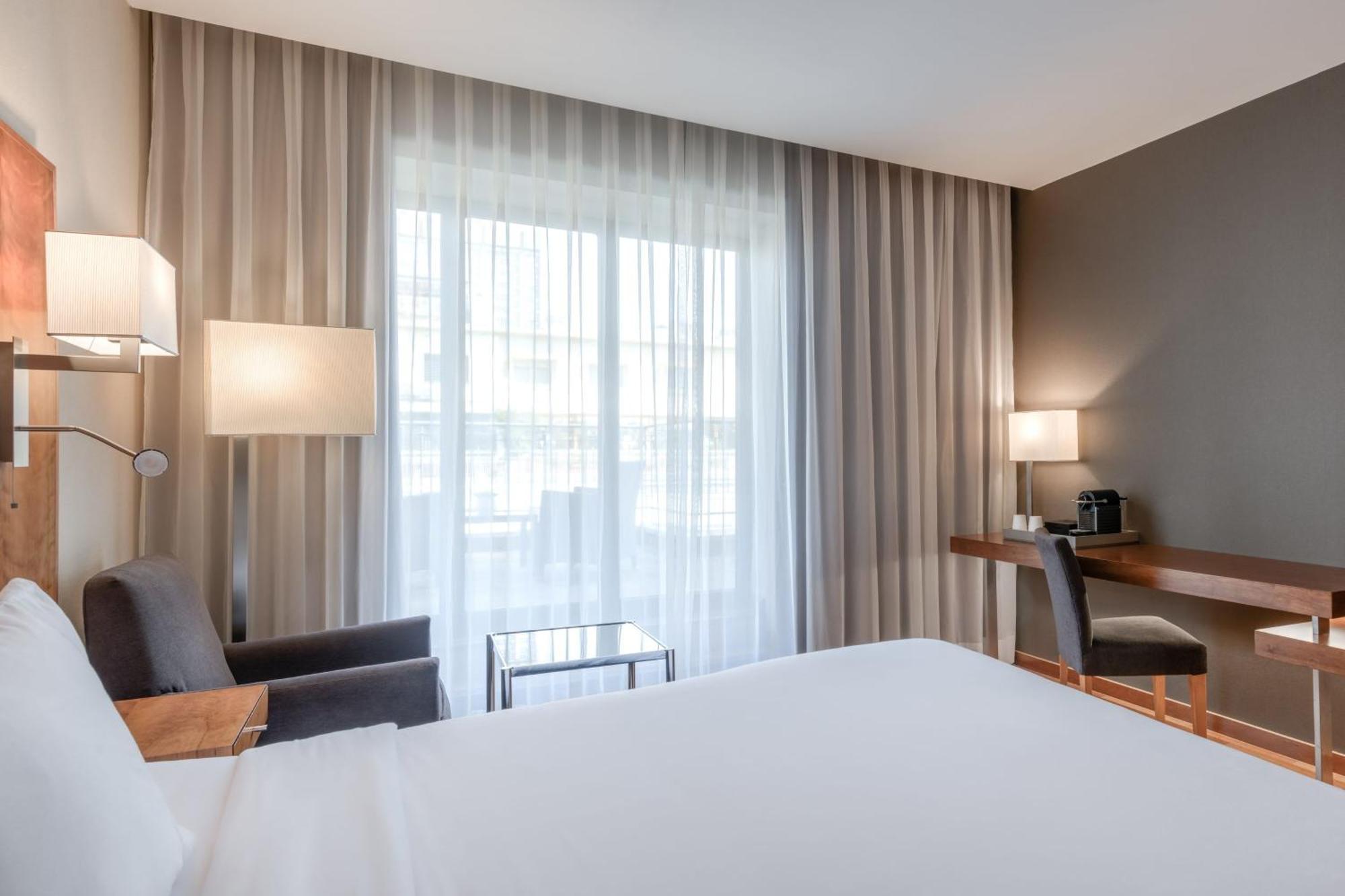 Ac Hotel Aitana By Marriott Madrid Exterior foto