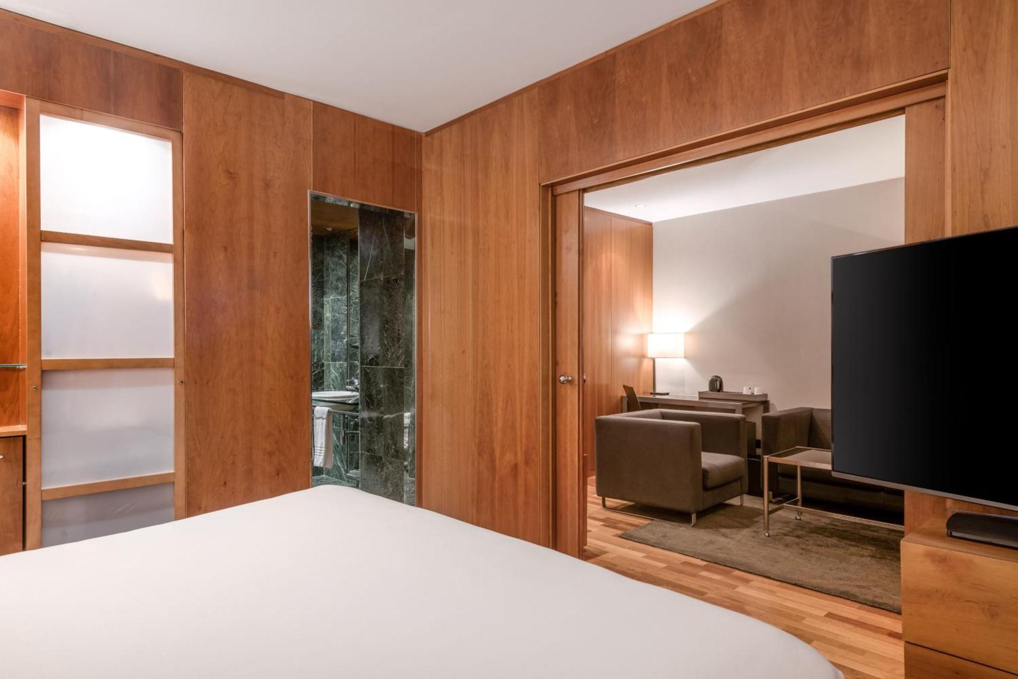 Ac Hotel Aitana By Marriott Madrid Exterior foto
