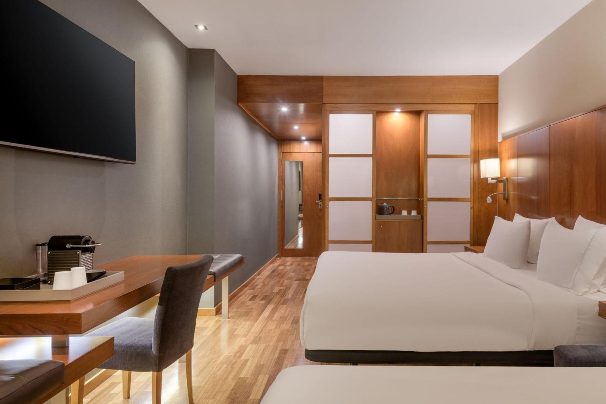 Ac Hotel Aitana By Marriott Madrid Exterior foto