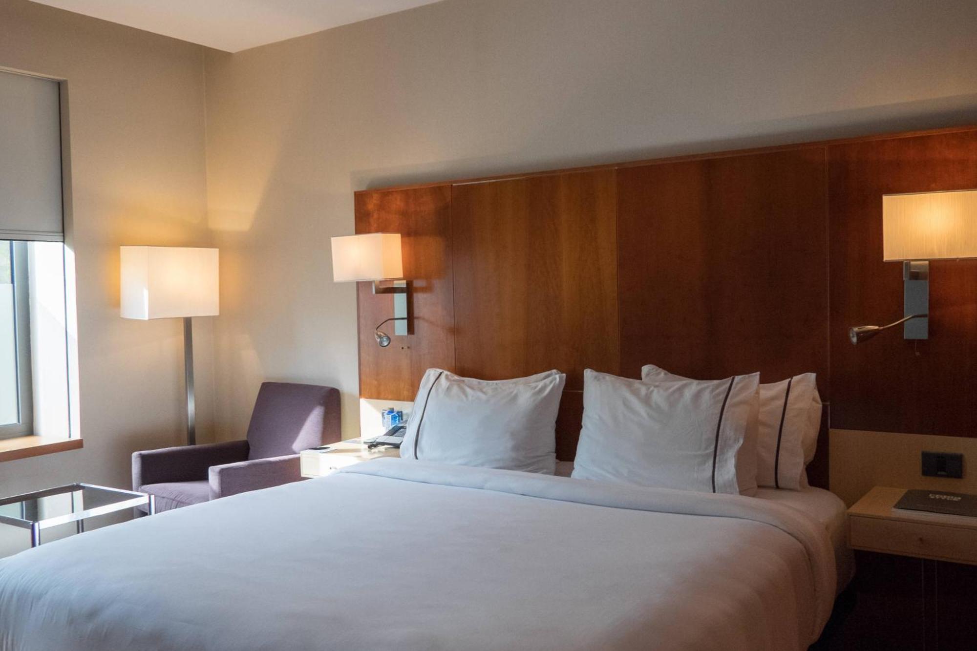 Ac Hotel Aitana By Marriott Madrid Exterior foto
