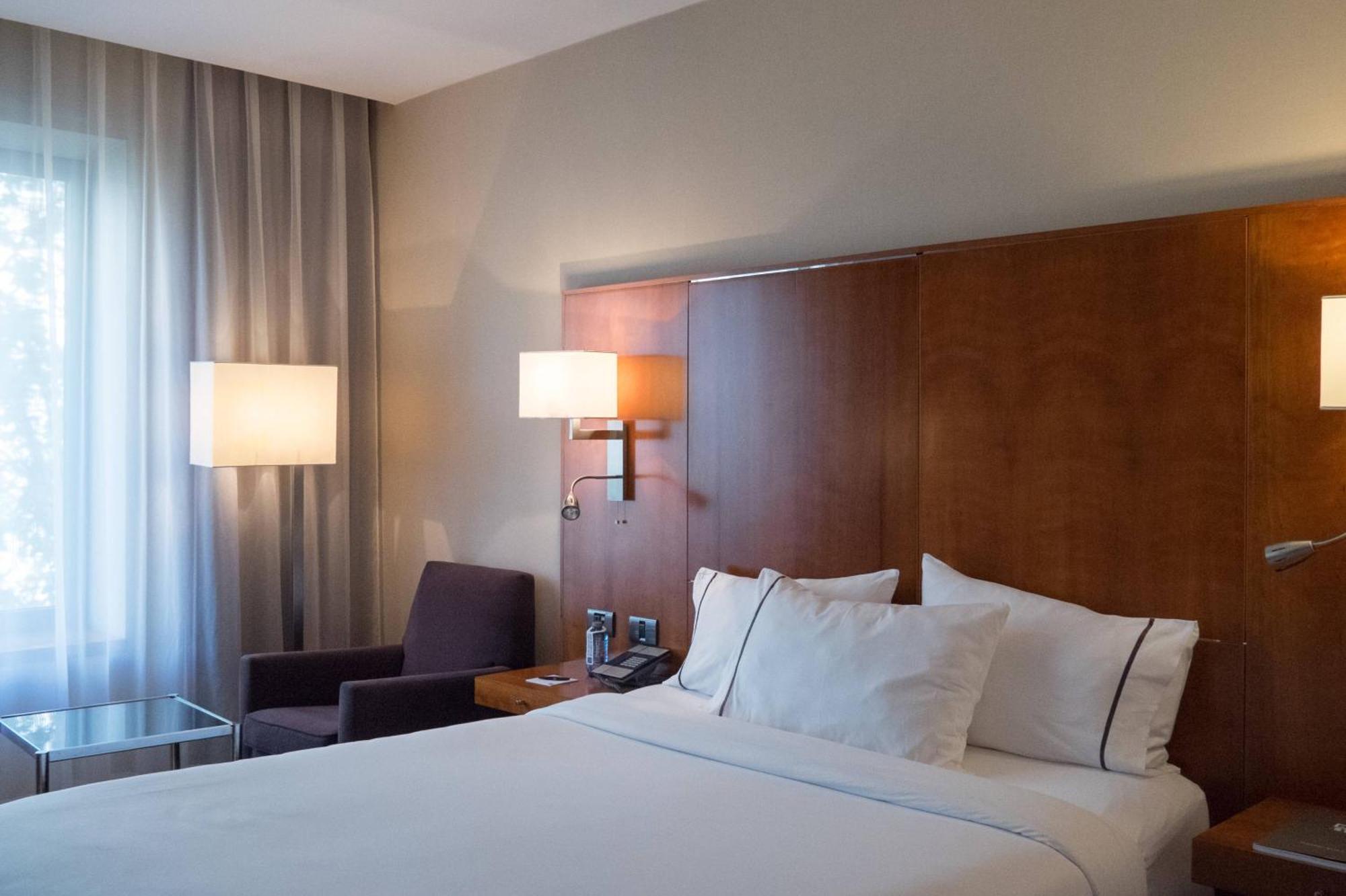 Ac Hotel Aitana By Marriott Madrid Exterior foto