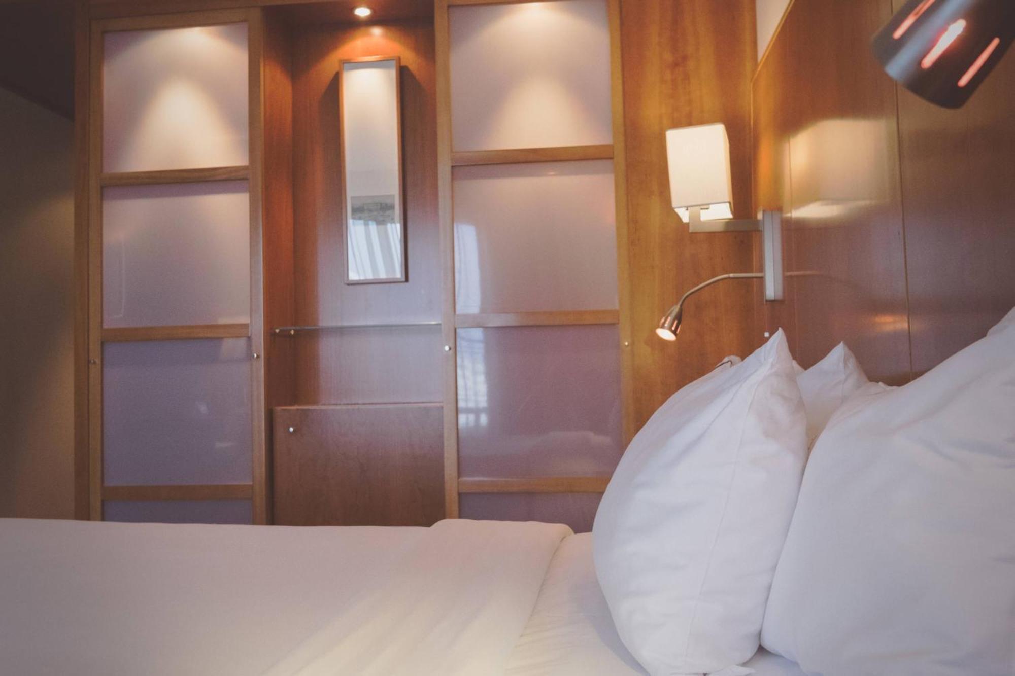 Ac Hotel Aitana By Marriott Madrid Exterior foto