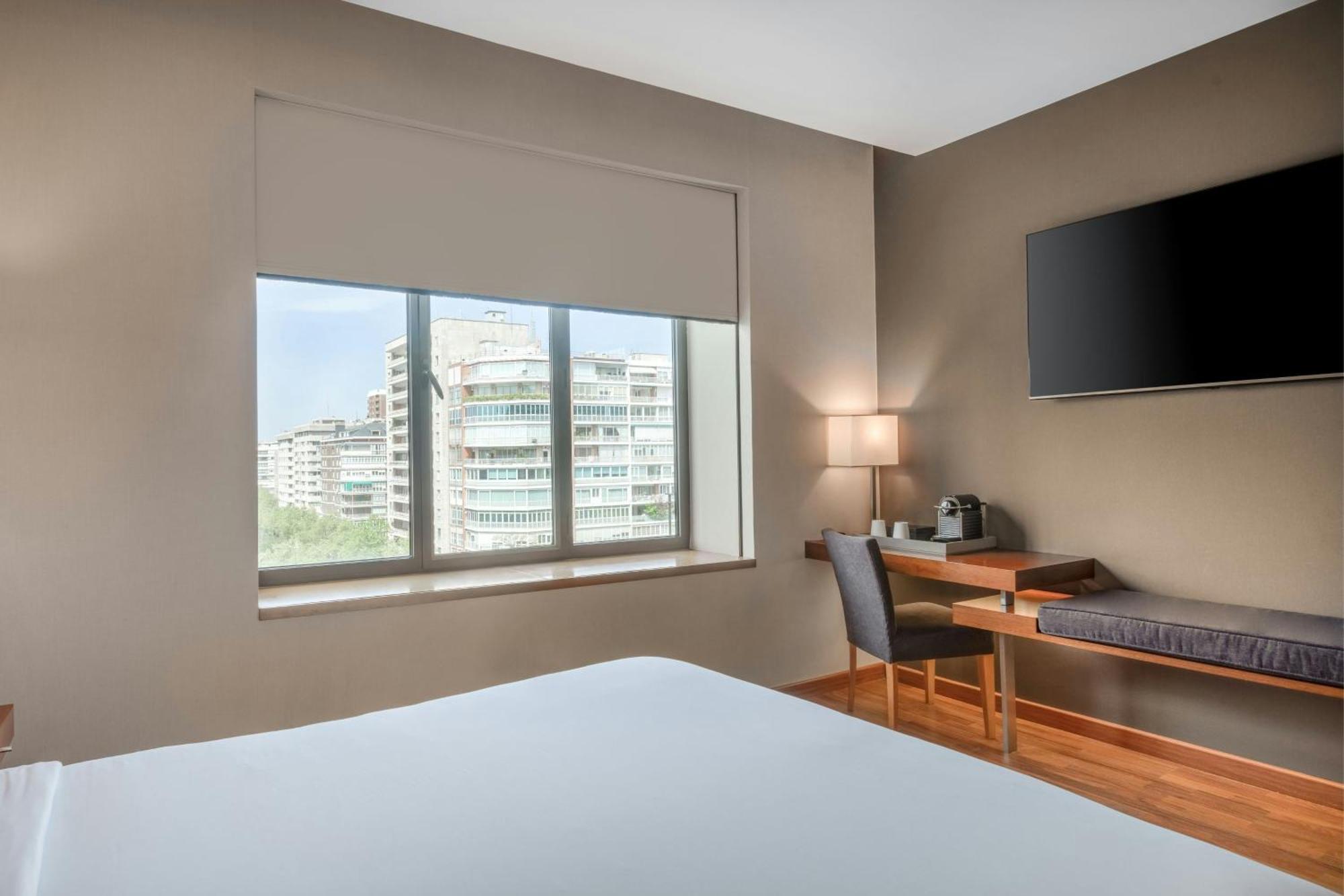 Ac Hotel Aitana By Marriott Madrid Exterior foto